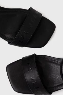 Πέδιλα με τακούνι Σανδάλια Pepe Jeans Romy Logo μαύρο 9 Πέδιλα με τακούνι Σανδάλια Pepe Jeans Romy Logo μαύρο -Pepe Jeans Sales Store unnamed file 1686