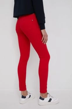 Υφασμάτινα Παντελόνι Pepe Jeans Soho χρώμα: κόκκινο -Pepe Jeans Sales Store unnamed file 2324