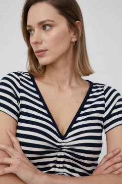 Κοντομάνικο Μπλουζάκι Pepe Jeans Carina χρώμα: άσπρο 10 Κοντομάνικο Μπλουζάκι Pepe Jeans Carina χρώμα: άσπρο -Pepe Jeans Sales Store unnamed file 2349