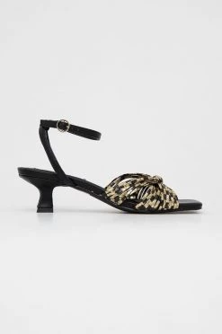 Πέδιλα με τακούνι Σανδάλια Pepe Jeans Roxane Retro χρυσαφί