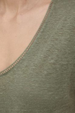 Κοντομάνικο Λευκό μπλουζάκι Pepe Jeans Clementine πράσινο -Pepe Jeans Sales Store unnamed file 2373