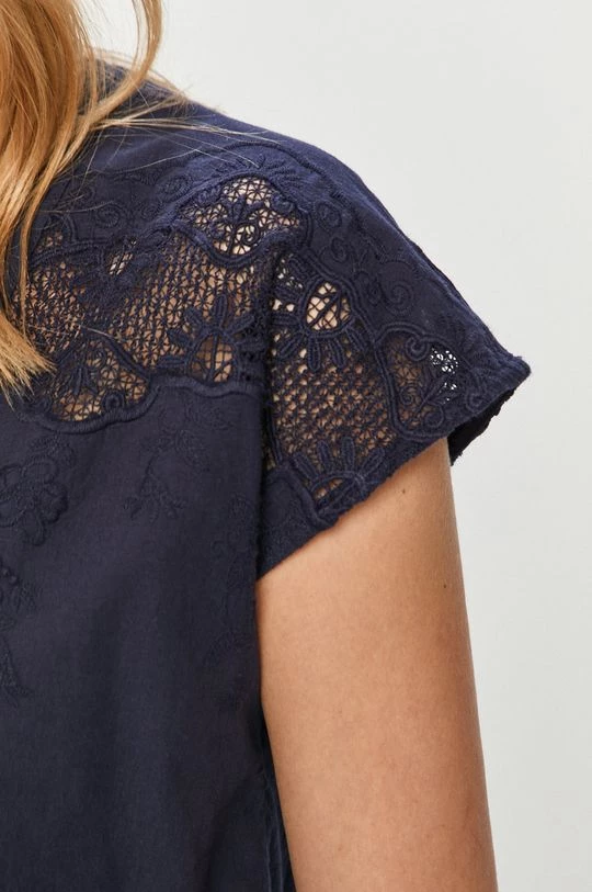 Μπλούζες Μπλουζάκι Pepe Jeans NICOLA χρώμα: ναυτικό μπλε 7 Μπλούζες Μπλουζάκι Pepe Jeans NICOLA χρώμα: ναυτικό μπλε - Image 5