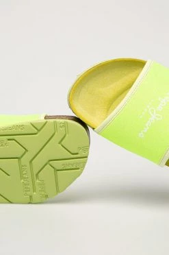 Σαγιονάρες Pepe Jeans - Παντόφλες Oban Soft κίτρινο πράσινο -Pepe Jeans Sales Store unnamed file 2697