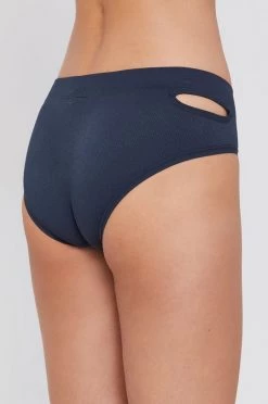 Σλιπ Pepe Jeans ESHA πολύχρωμο 11 Σλιπ Pepe Jeans ESHA πολύχρωμο -Pepe Jeans Sales Store unnamed file 3080