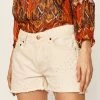 Σορτς Pepe Jeans - Тζιν σορτς Mable κρεμ -Pepe Jeans Sales Store unnamed file 3230