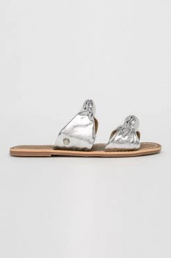 Σαγιονάρες Pepe Jeans - Παντόφλες Malibu Laces χρυσαφί