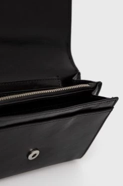 Πορτοφόλια Δερμάτινο πορτοφόλι Pepe Jeans χρώμα: μαύρο -Pepe Jeans Sales Store unnamed file 4353