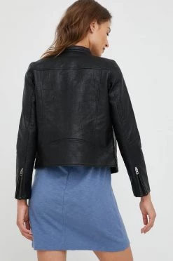 Κοντά μπουφάν Μπουφάν Pepe Jeans μαύρο -Pepe Jeans Sales Store unnamed file 5570